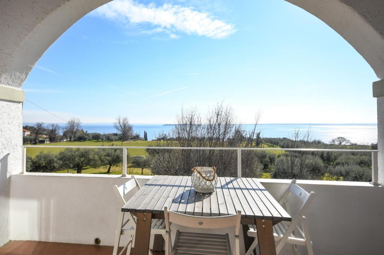 Cascina Aurora Apartment Moniga del Garda Екстериор снимка